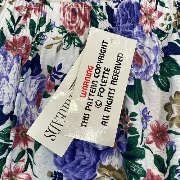 Vintage Needles & Threads shorts - Picture 4 of 11